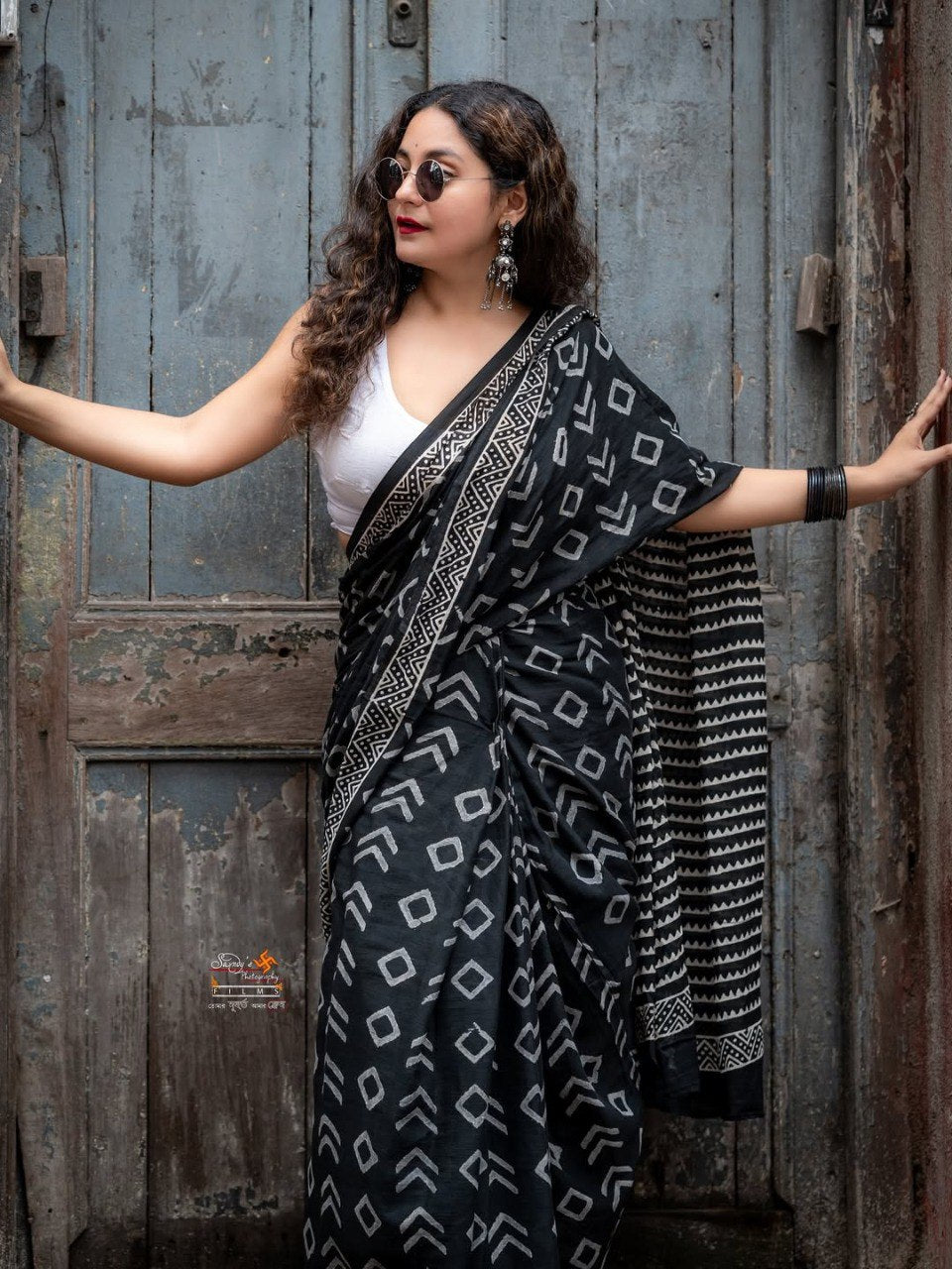 Black Mul Cotton Ready-to-Wear Saree