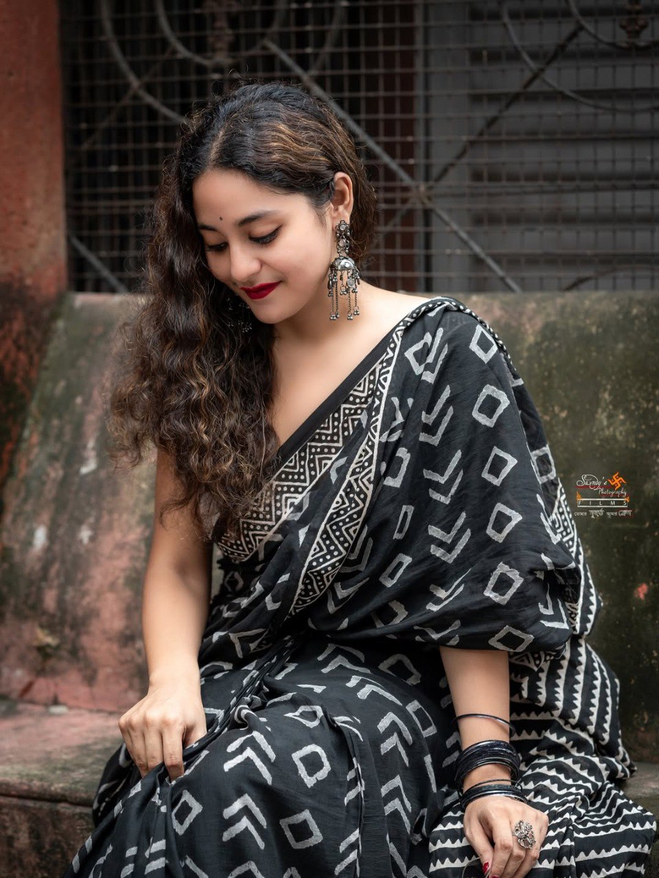 Black Mul Cotton Ready-to-Wear Saree