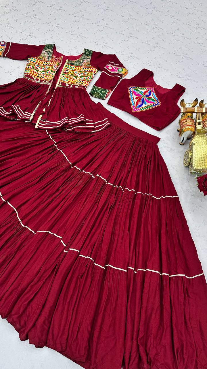 Navratri Special Gamathi Work Lehenga Choli