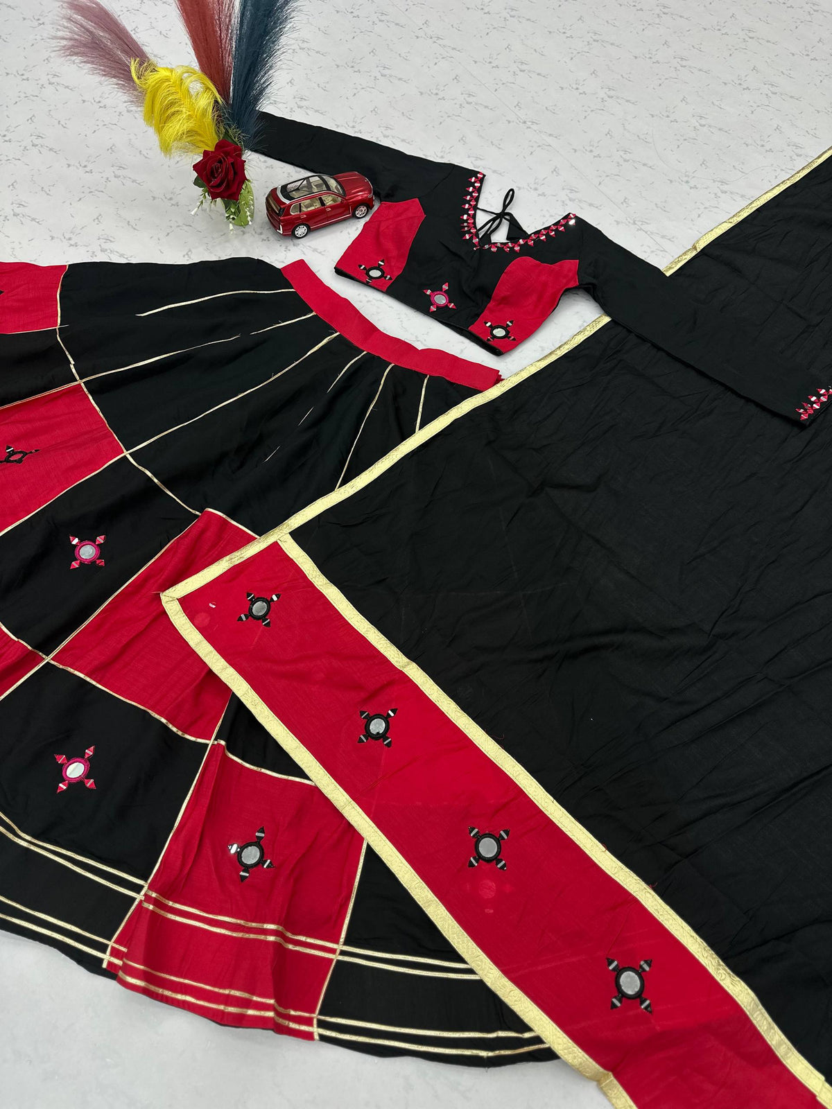 Navratri Special Hand Mirror & Gotapatti Lace Work Pure Cotton Lehenga Set | 6 Mtr Flair