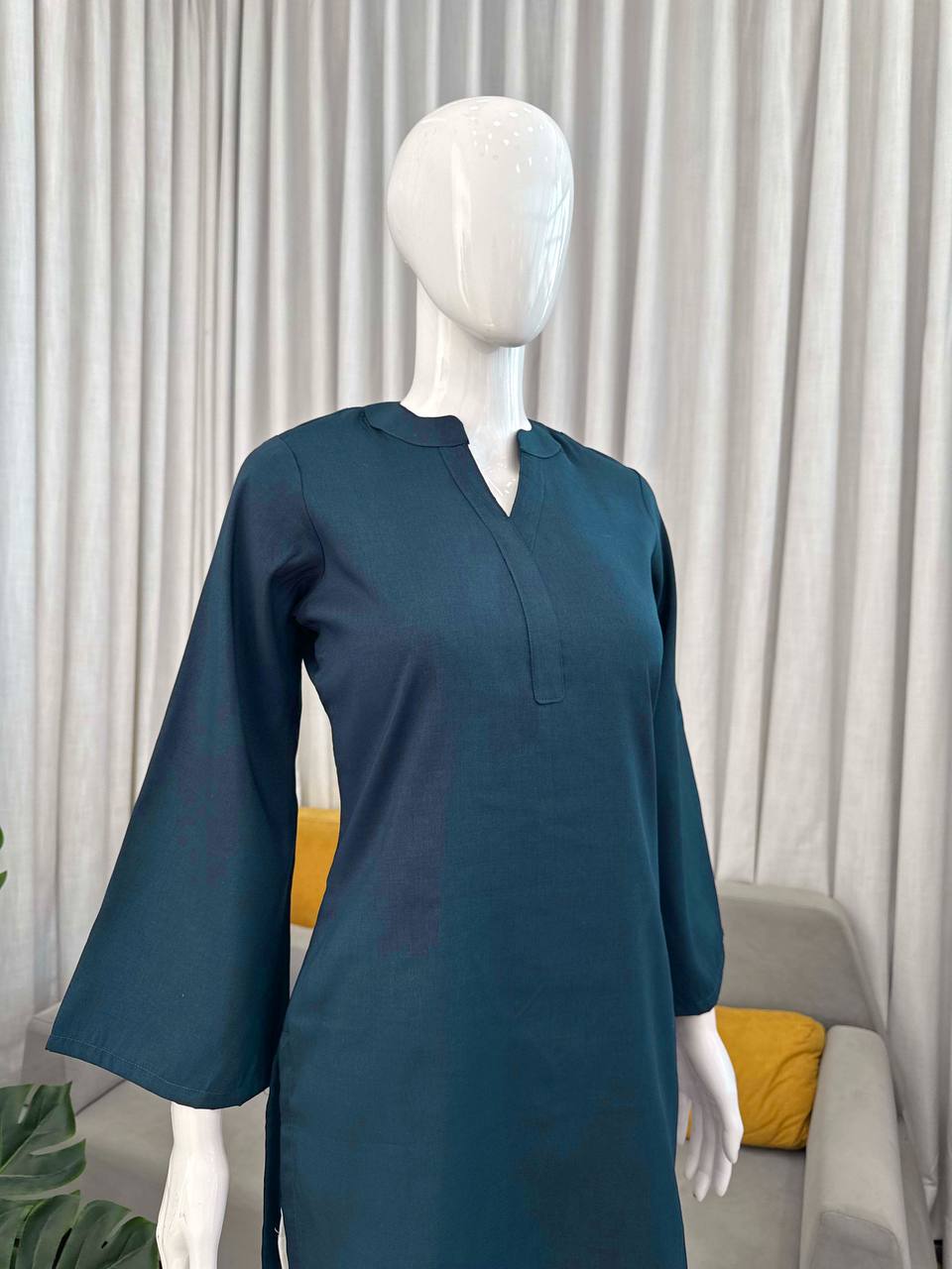 Heavy Rayon Farshi Salwar Suit | Thread Work Festive Occasion Set