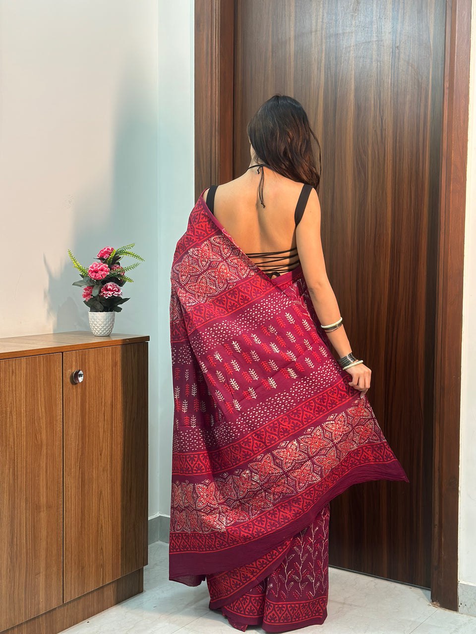 Mul Cotton Printed Saree with Pocket & Pre-Draped Silk Blouse Set | Wine Bloom